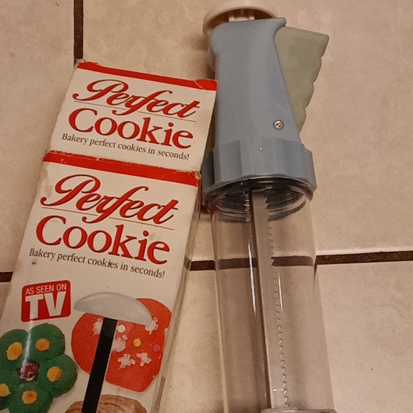Perfect cookie making set - Picture 8 of 8